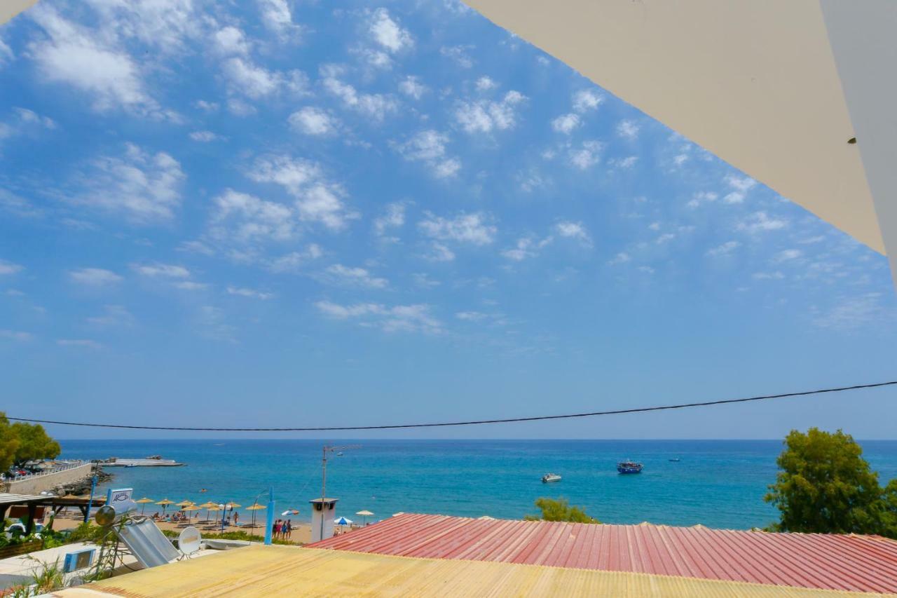 アルハンゲロスRiva Del Mareアパートメント エクステリア 写真